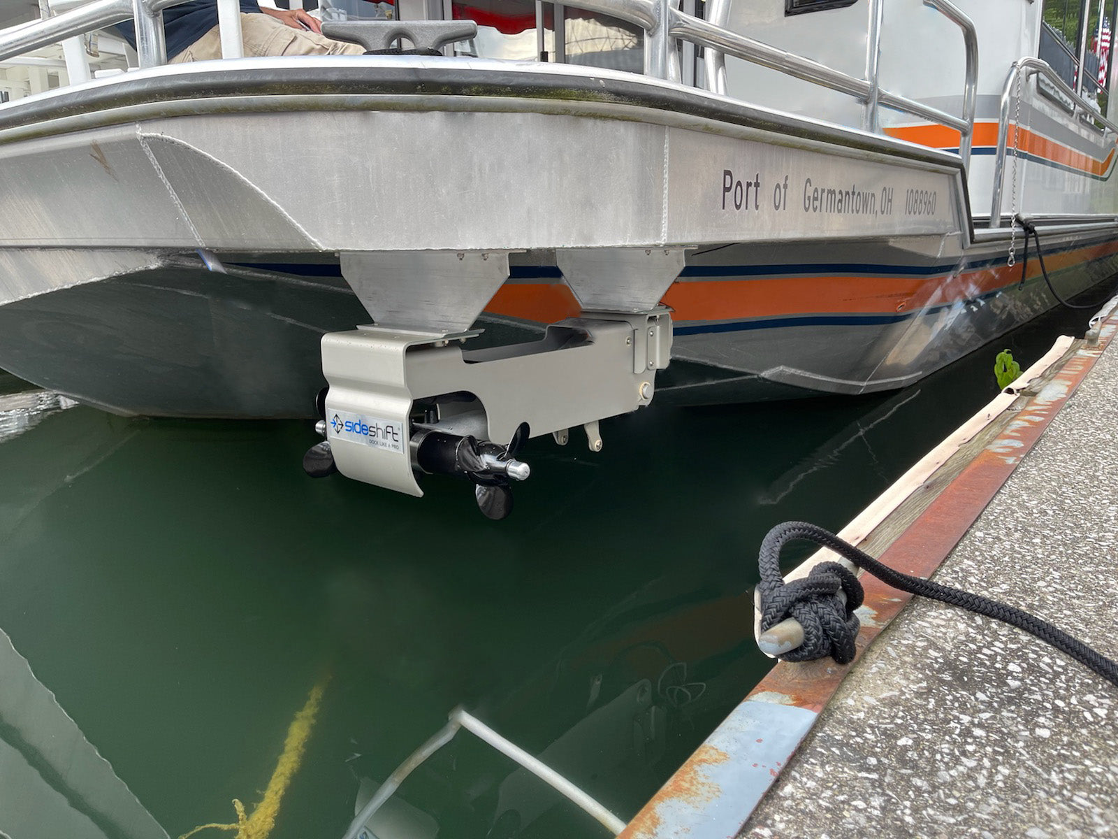 HB340 Retractable Houseboat Thruster